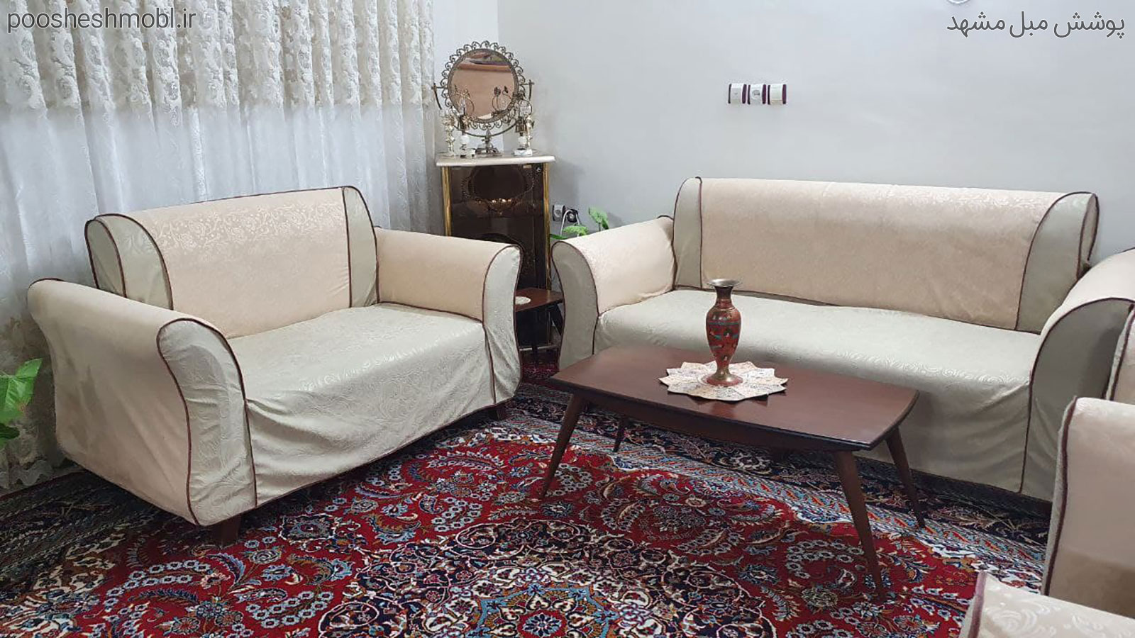 پارچه ای دورنگ طرح دار